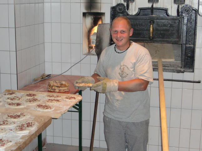 18.09.10-Germanenwettkampf_und_Backhausfest_4_2.JPG